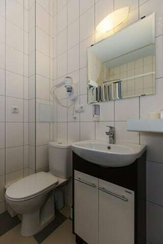 Гостиница Ажур Тамбов Двухместный номер с 2 отдельными кроватями-6